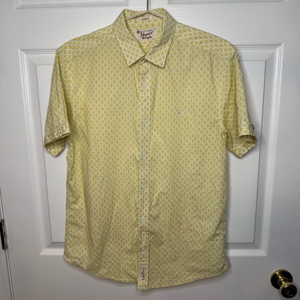 Penguin by Munsingwear Original Fit Short Sleeved Button Shirt Size Medium GUC